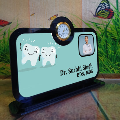 Dentist Table Clock Plaque