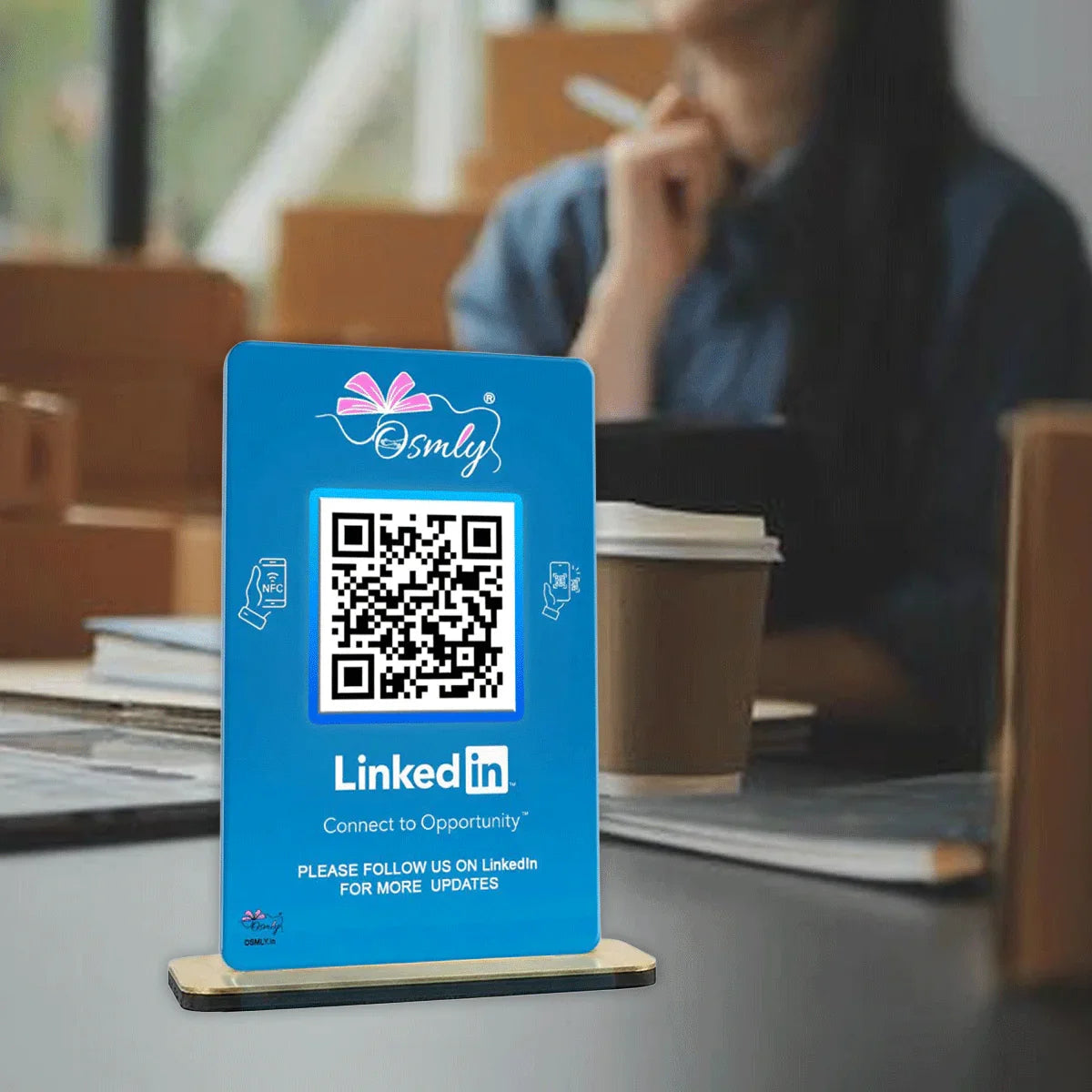 NFC-Enabled-LinkedIn-QR-Stand-3 - OSMLY
