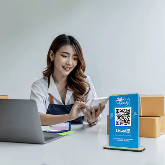 NFC Enabled LinkedIn QR Stand-QR Code Stand-BusienssJi-BusinessJi